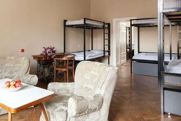 Single Bed in 6-Bed Walk Through Shared Dormitory, Mixed Dorm