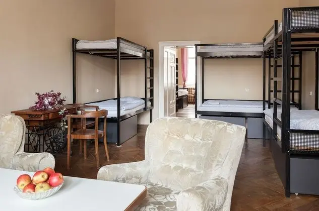 Single Bed in 6-Bed Walk Through Shared Dormitory, Mixed Dorm