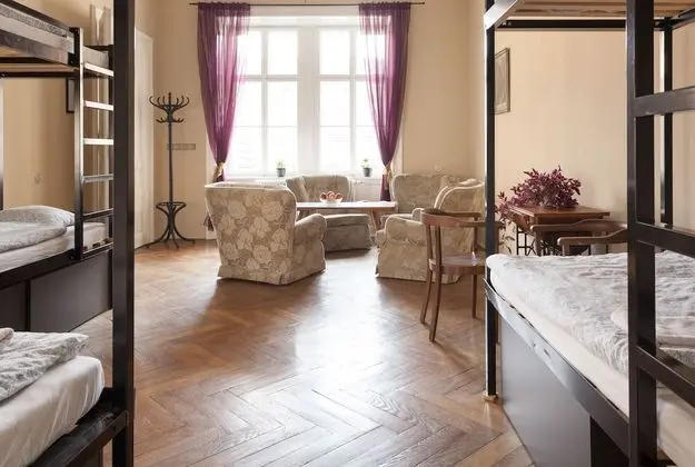Single Bed in 6-Bed Walk Through Shared Dormitory, Mixed Dorm