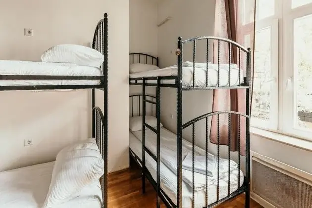 Bed in a 6-bed dormitory (Gavrilo Princip)