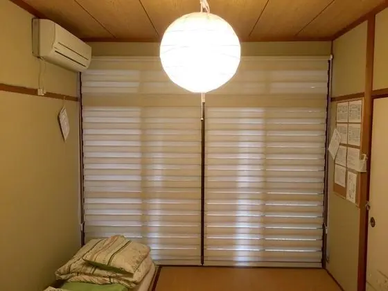 Üç Kişilik Oda, Ortak Banyo (10m2)