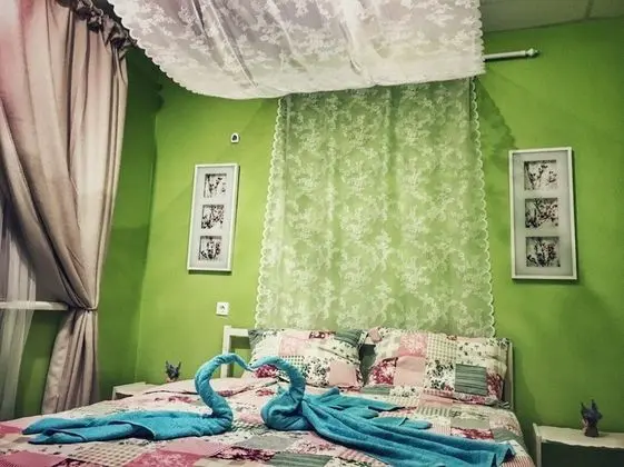 Comfort Tek Büyük Yataklı Oda