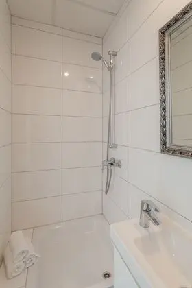 Economy İki Ayrı Yataklı Oda