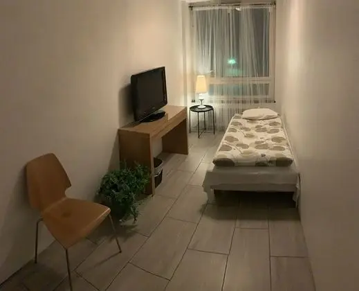 Tek Kişilik Oda, Ortak Banyo