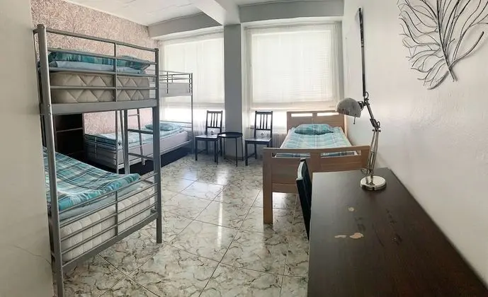 Üç Kişilik Oda, Ortak Banyo