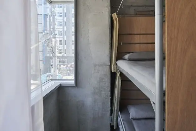 Ortak Ranzalı Oda, Sadece kadınlar için (Bunk Bed)