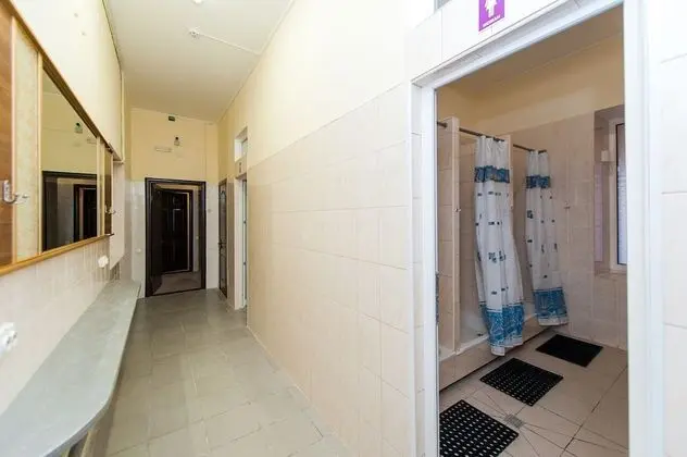 Ortak Ranzalı Oda, Sadece kadınlar için, Sigara İçilmez (8 beds)