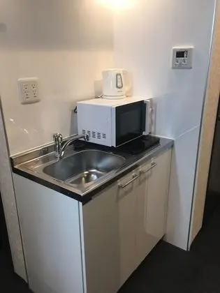 Ortak Ranzalı Oda, 2 Tek Kişilik Yatak