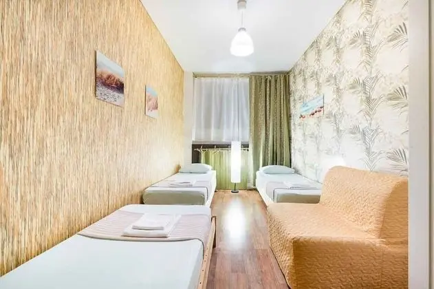 Üç Kişilik Oda, Ortak Banyo