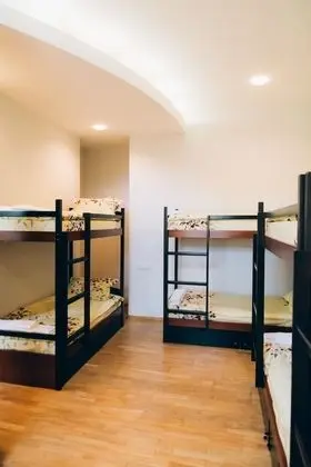 Ortak Ranzalı Oda, Karma Ranzalı Oda (1 Bed in 10 Person Dorm)