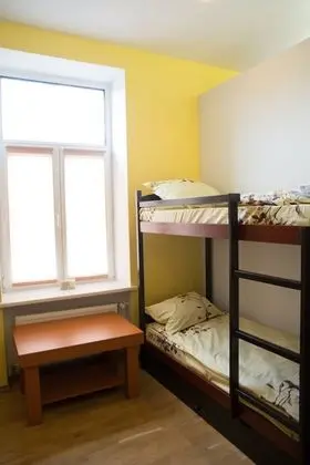 Ortak Ranzalı Oda, Karma Ranzalı Oda (1 Bed in 10 Person Dorm)