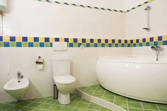 Ortak Ranzalı Oda, Karma Ranzalı Oda (1 Bed in 10 Person Dorm)