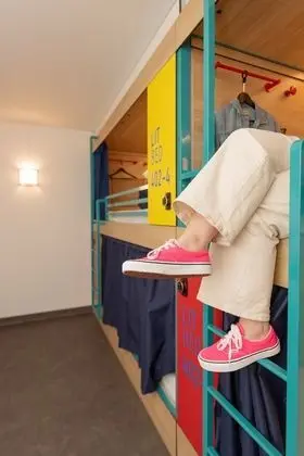 Chambre pour 8 personnes avec Salle de bain privée