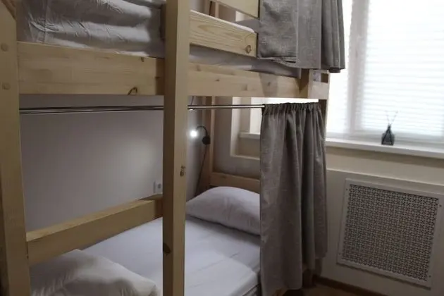 Basic Ortak Ranzalı Oda, Sadece erkekler için (4 beds)