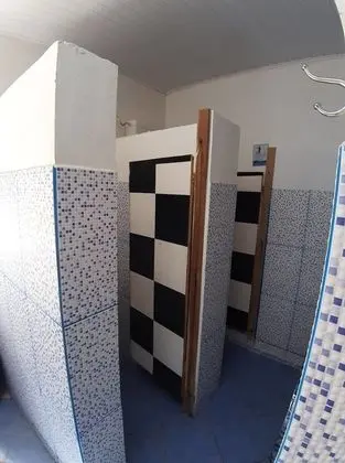 Tek Büyük Yataklı Oda, Ortak Banyo