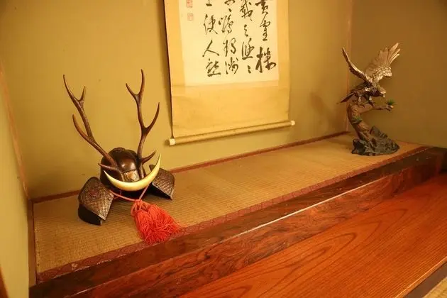 Ortak Ranzalı Oda (Japanese Style, For 6 People)