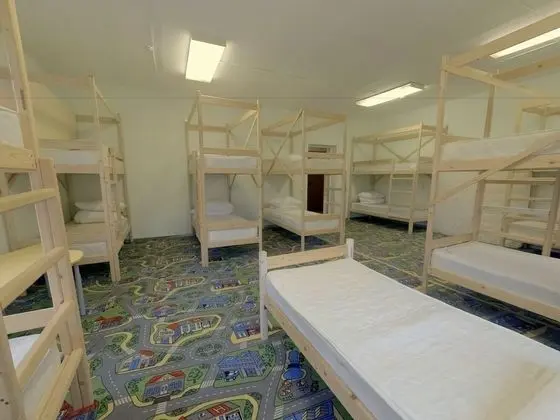 Ortak Ranzalı Oda, Sadece erkekler için (10 beds)