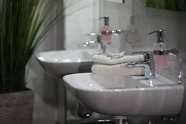 Classic Tek Büyük veya İki Ayrı Yataklı Oda, Ortak Banyo (Nr. 3)