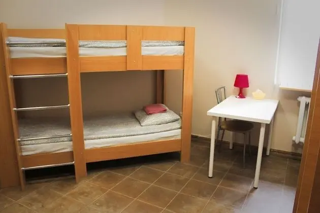 Economy Ortak Ranzalı Oda, Sadece erkekler için, Ortak Banyo (Bed in 8-beds Dormitory)
