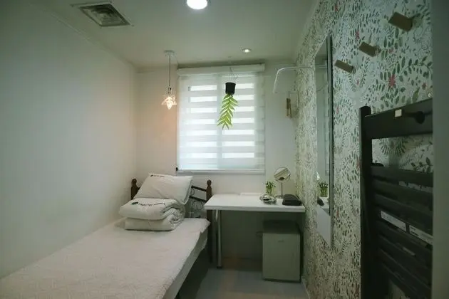 Tek Kişilik Oda, Ortak Banyo (Type A)
