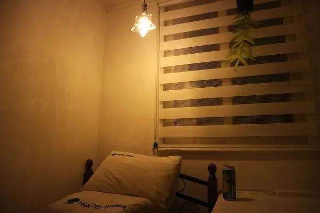 Tek Kişilik Oda, Ortak Banyo (Type A)