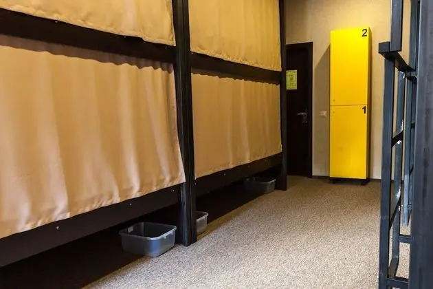 Ortak Ranzalı Oda, Sadece erkekler için (8 beds)