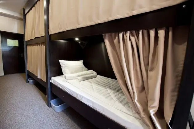 Ortak Ranzalı Oda, Sadece kadınlar için (10 beds)