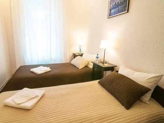 Comfort Tek Büyük veya İki Ayrı Yataklı Oda, Ortak Banyo