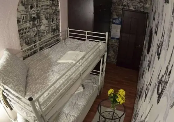 Standard Dört Kişilik Oda, Ortak Banyo