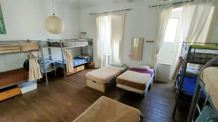 Ortak Ranzalı Oda (1 bed)