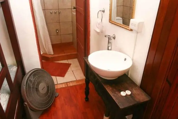 Standard Tek Büyük Yataklı Oda, Özel Banyo