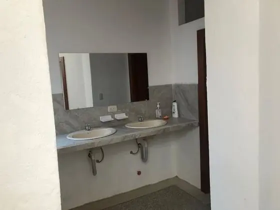 Economy Tek Büyük Yataklı Oda