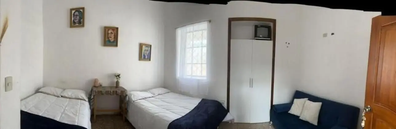 İki Ayrı Yataklı Oda, 2 Çift Kişilik Yatak