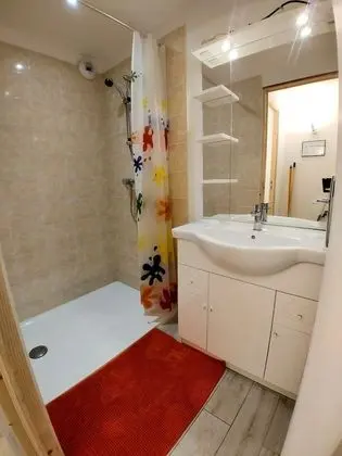 Family Ortak Ranzalı Oda, Birden Çok Yatak, Sigara İçilmez