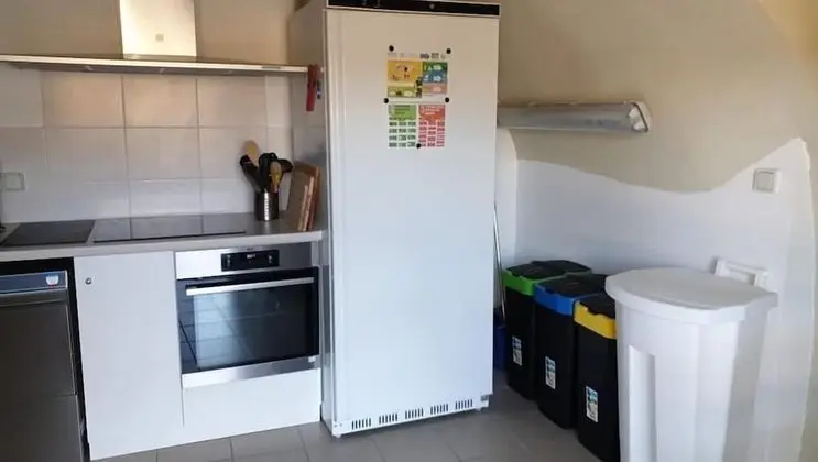 Economy Ortak Ranzalı Oda (Ceze)