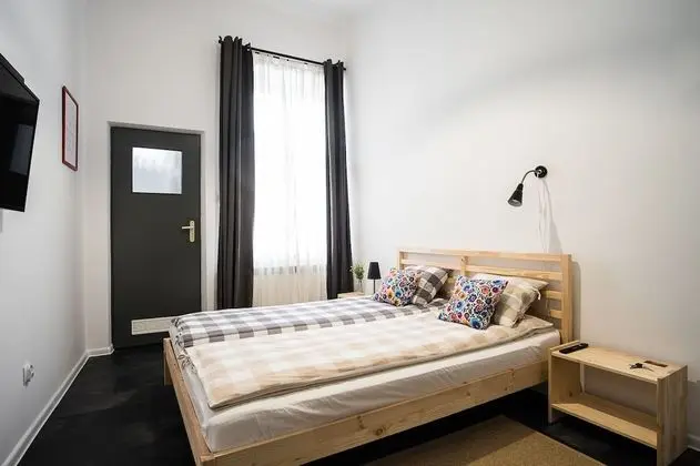 Tek Büyük Yataklı Oda, Banyolu/Duşlu