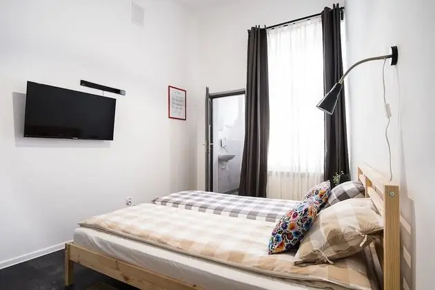 Tek Büyük Yataklı Oda, Banyolu/Duşlu