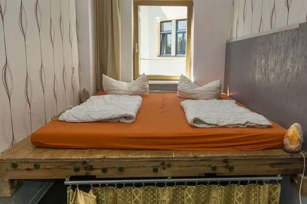 Tek Büyük Yataklı Oda