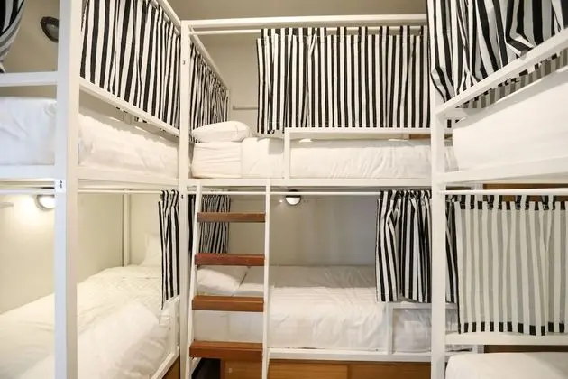 6-Bed Female Superior Dorm