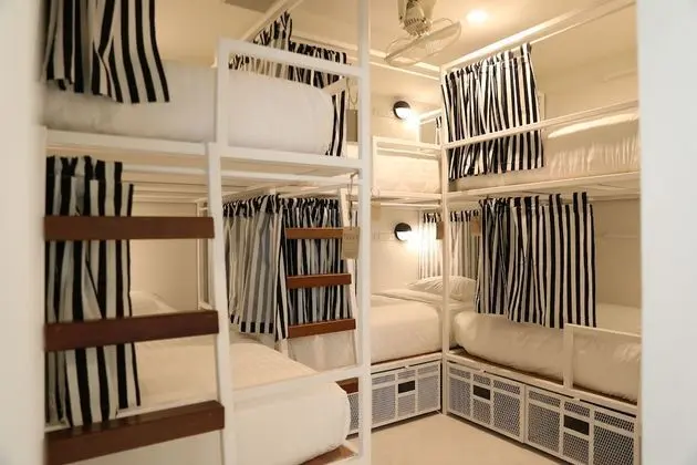 6-Bed Mixed Superior Dormitory