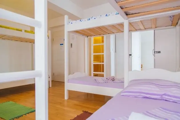 Ortak Ranzalı Oda (4 Bed)