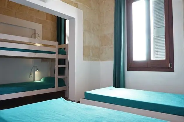 Ortak Ranzalı Oda, Karma Ranzalı Oda, Ortak Banyo (1 bed in a 4-Bed Dormitory Room)
