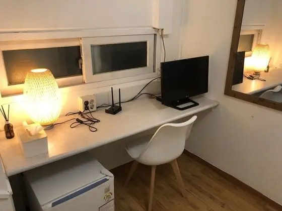 Standard Tek Büyük Yataklı Oda