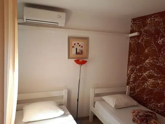 İki Ayrı Yataklı Oda