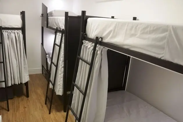 Classic Ortak Ranzalı Oda, Sadece kadınlar için, Özel Banyo