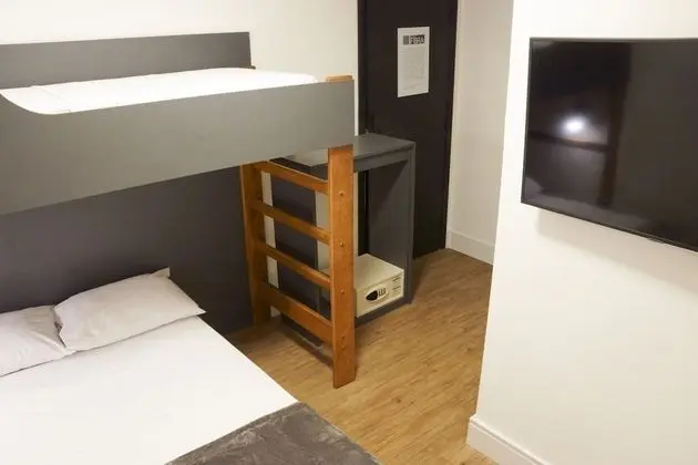 Superior Dört Kişilik Oda, Özel Banyo