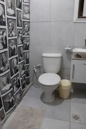 Basic Tek Büyük Yataklı Oda