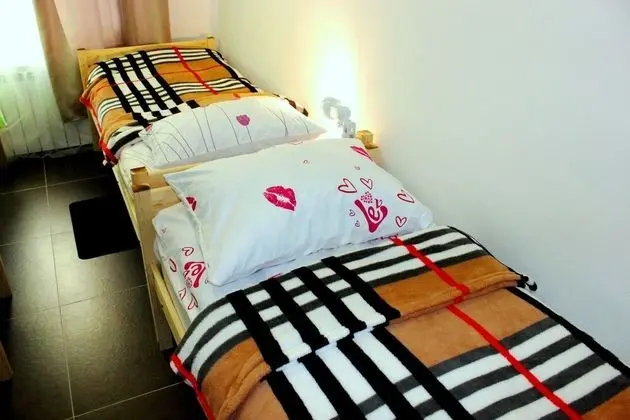 Ortak Ranzalı Oda, Karma Ranzalı Oda, Ortak Banyo (14 beds)