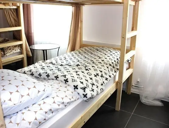 Ortak Ranzalı Oda, Karma Ranzalı Oda, Ortak Banyo (14 beds)