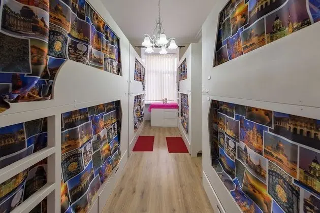 Comfort Ortak Ranzalı Oda, Sadece kadınlar için